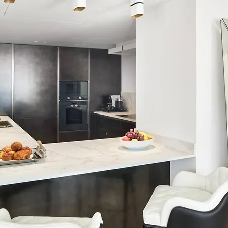 Luxurious 3br6p With Terrace - First Croisette 201 Cannes